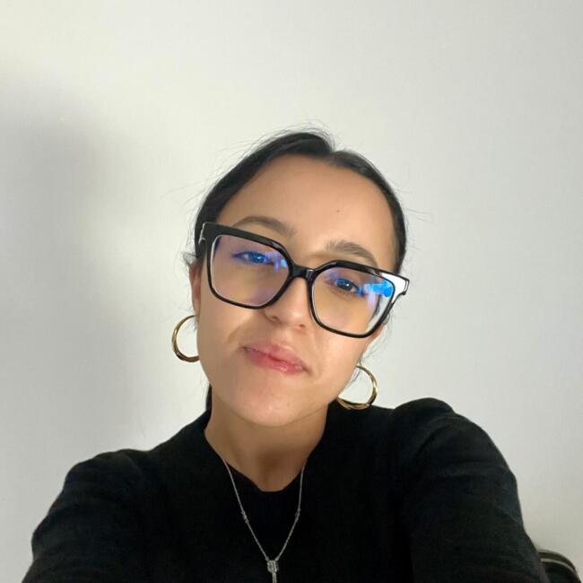 Babysitter a Firenze: Hajar