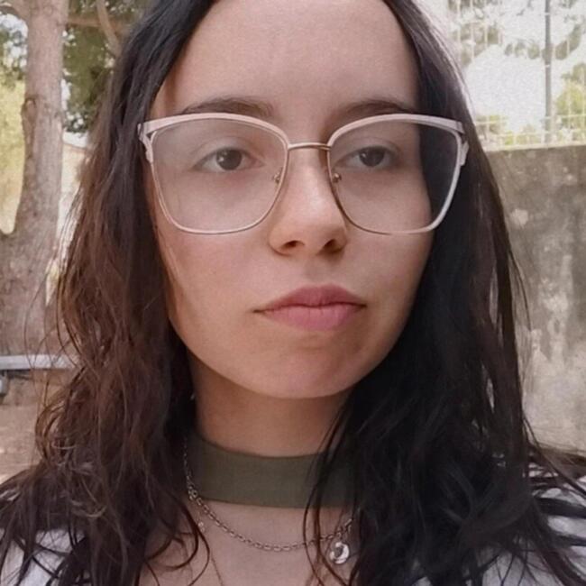 Babysitter em Aldeia Galega da Merceana: Daniela