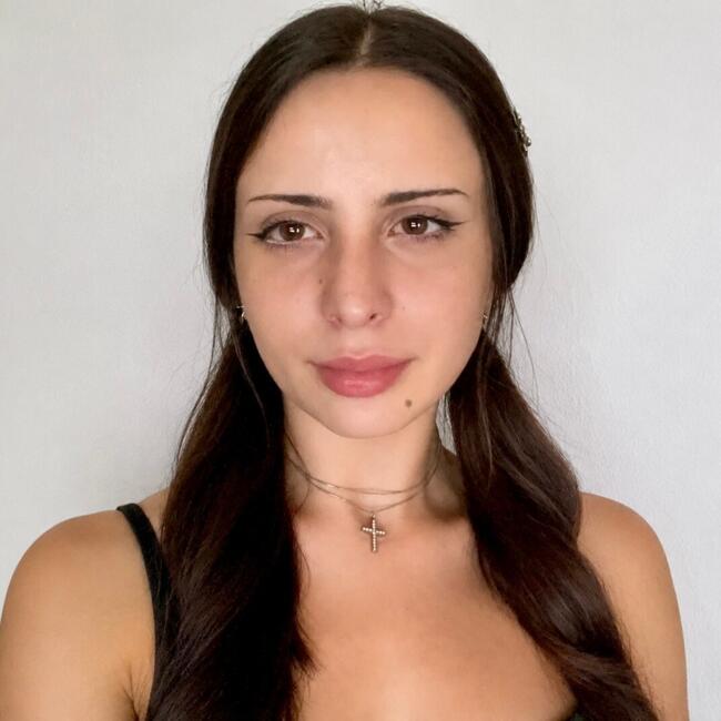Babysitter in Arrentela: Vania
