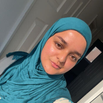 Babysitter in Northwich: Aisha