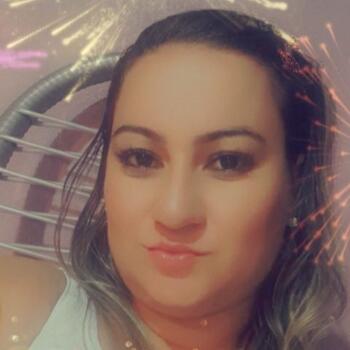 Babysitter in Paiçandu: Camila