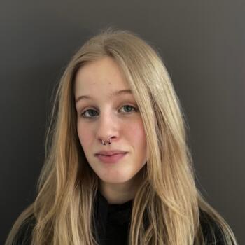 Baby-sitter in Colombes: Zoé