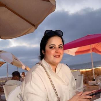 Babysitter Évry: Khadija