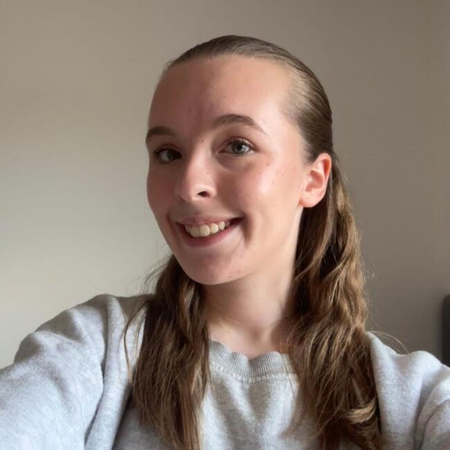 Babysitter in Bath: Katie