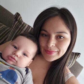 Trabajo para niñera en Santiago de Chile: trabajo de niñera Tiare