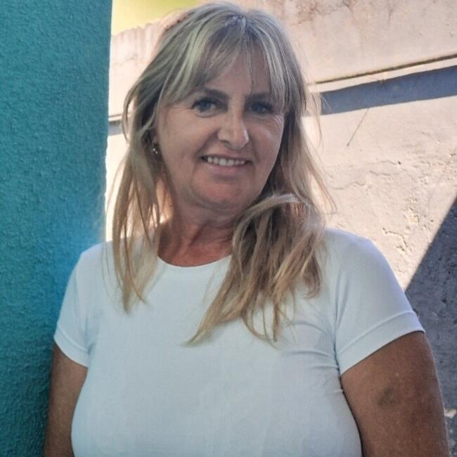Babysitter in Curitiba: Damares
