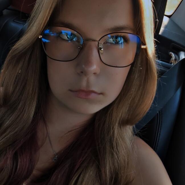 Babysitter in Velké Přílepy: Linda