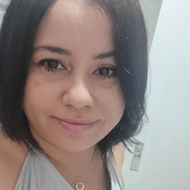 Babysitter in Vila Velha: Nathalia Oliveyra