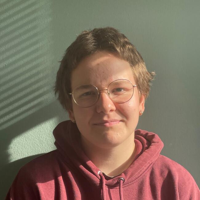 Babysitter in Linz: Mia