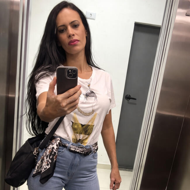 Babá em Contagem: Edineia