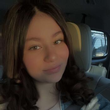 Babysitter in Corona: Lana