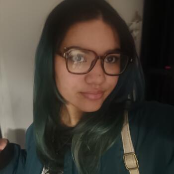 Babysitter in New York: Breeana