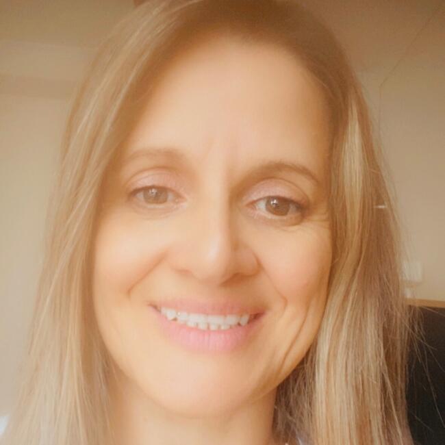 Babysitter in Viseu: Lucia