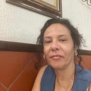 Babysitter em Setúbal: Isabel