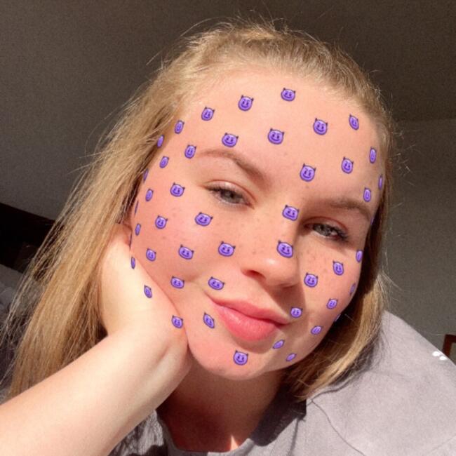 Babysitter in Ashburton: Bella