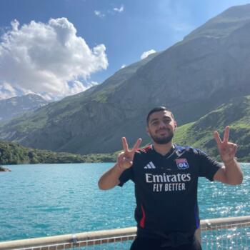 Babysitter in Paris: Amine