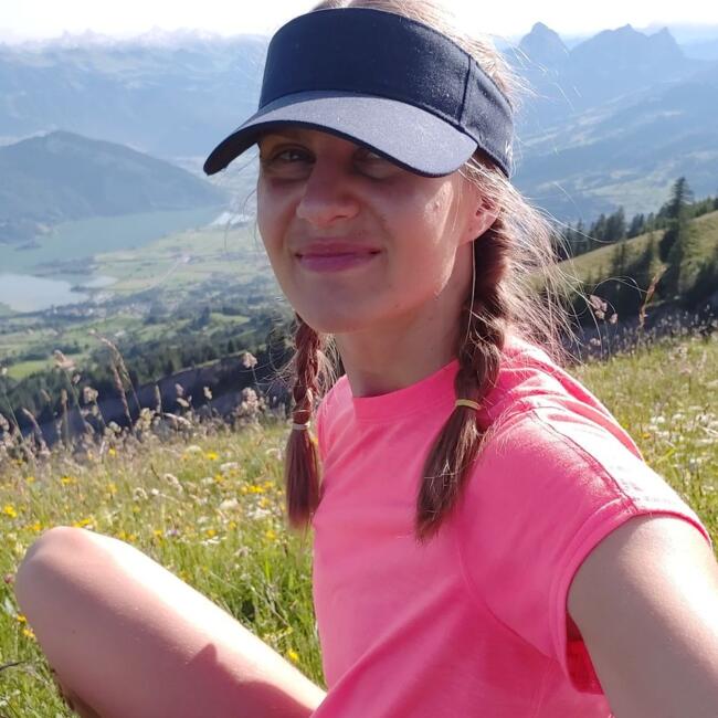 Babysitter in Zürich (Kreis 2) / Höcklerbrücke: Zuzana