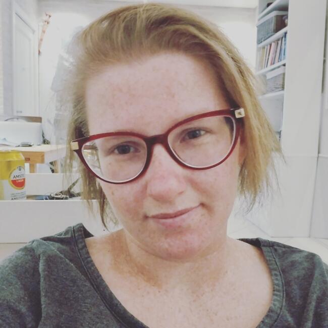Babysitter in Joinville: Luisa Zafalon de freitas