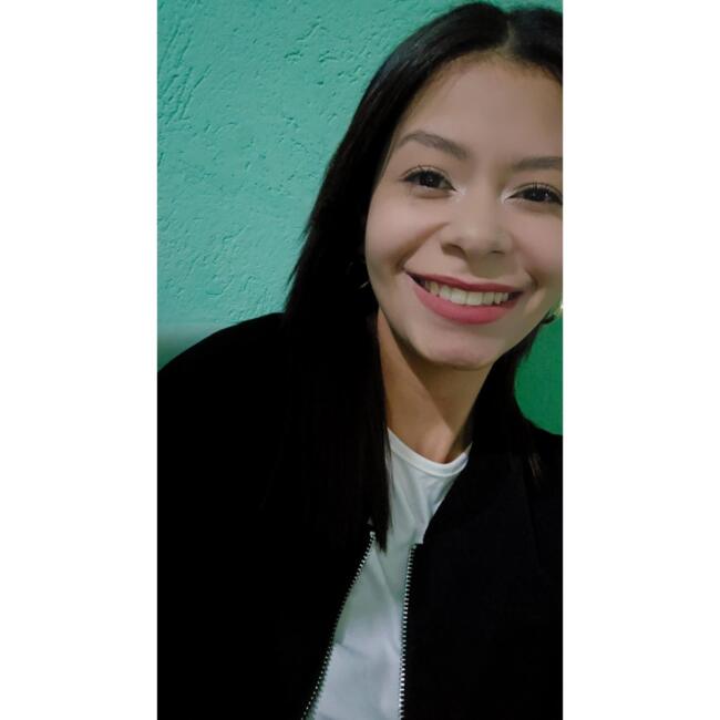 Niñera en Cartago: Hazel