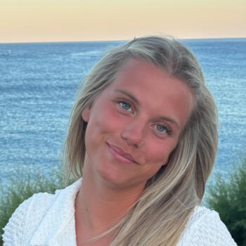 Baby-sitter in Soria: Sara