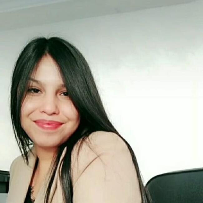 Babysitter in Le Mée-sur-Seine: Ilham