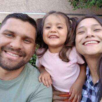 Emprego de babá em Formosa: emprego de babá Gabriela