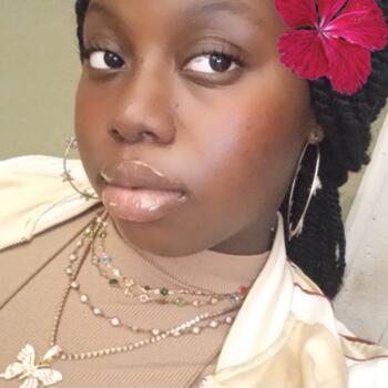 Babysitter in Fontenay-sous-Bois: Maria