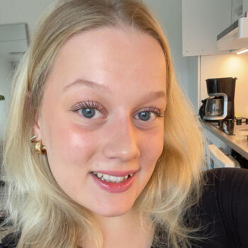 Lastenhoitaja Turku: Viola