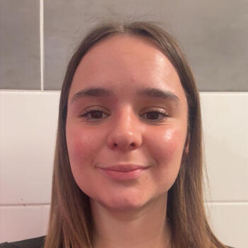 Baby-sitter Canohès: Loïse