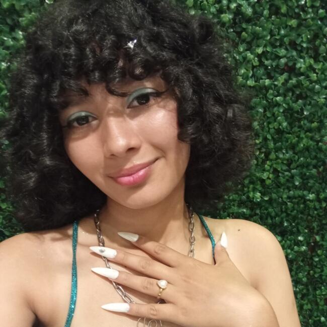 Babysitter in Morón: Julieta