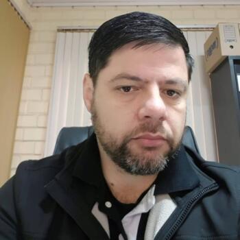 Emprego de babá em Gravataí: emprego de babá José Dilceu