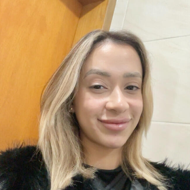 Babysitting job in São Paulo: Nicole