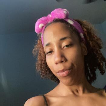 Babysitter in Houston: Sierra