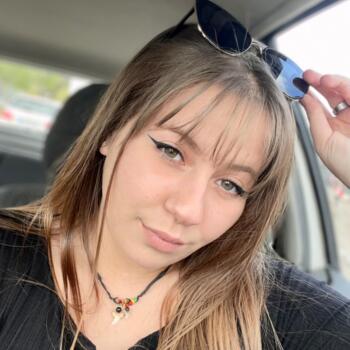 Babysitter in Montluçon: Malory