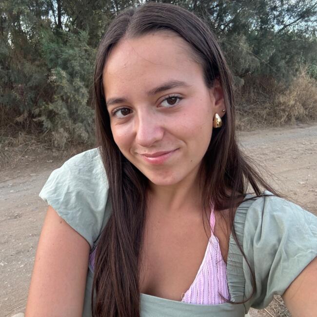 Babysitter in Sant Feliu de Llobregat: Noelia