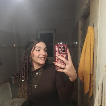 Babysitter στην περιοχή Νέα Φιλαδέλφεια: Ελένη