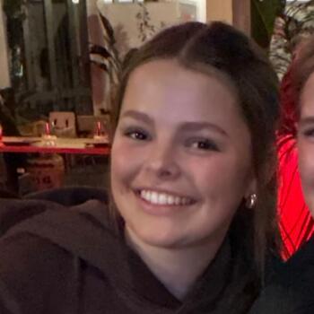 Babysitter in Christchurch: Lucy