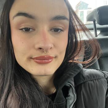 Babysitter in Dukinfield: Jada