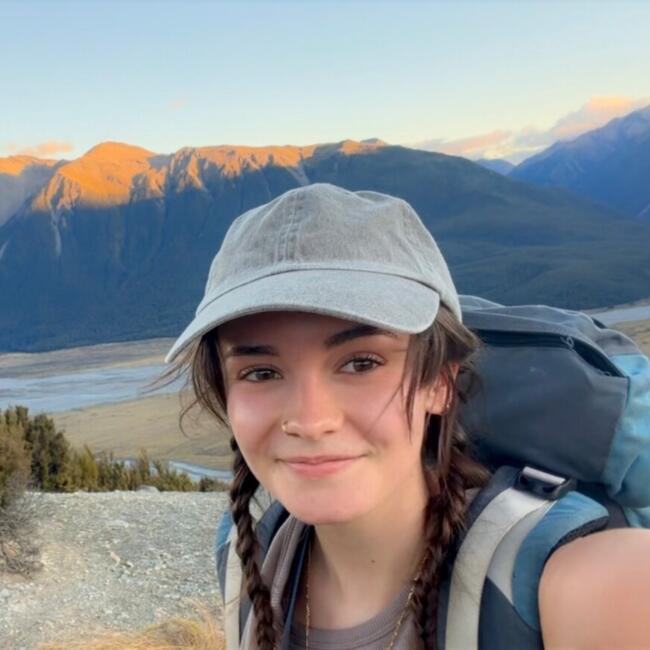 Babysitter in Christchurch: Maevelyn