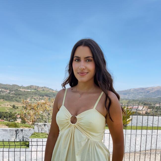 Babysitter em Vila Real: Juliana
