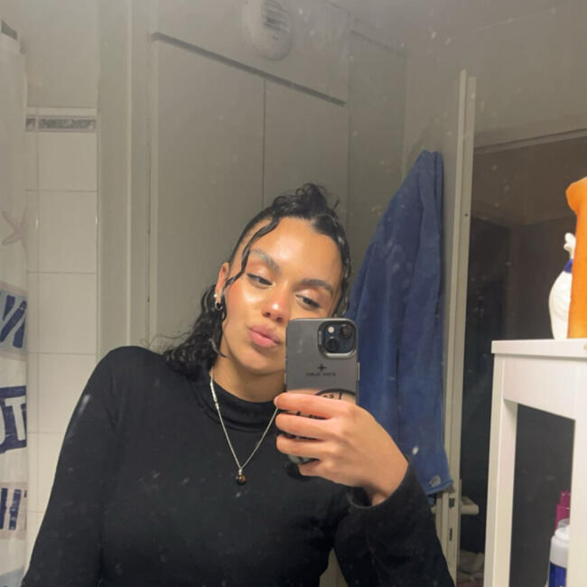 Babysitter in Cahors: Salma