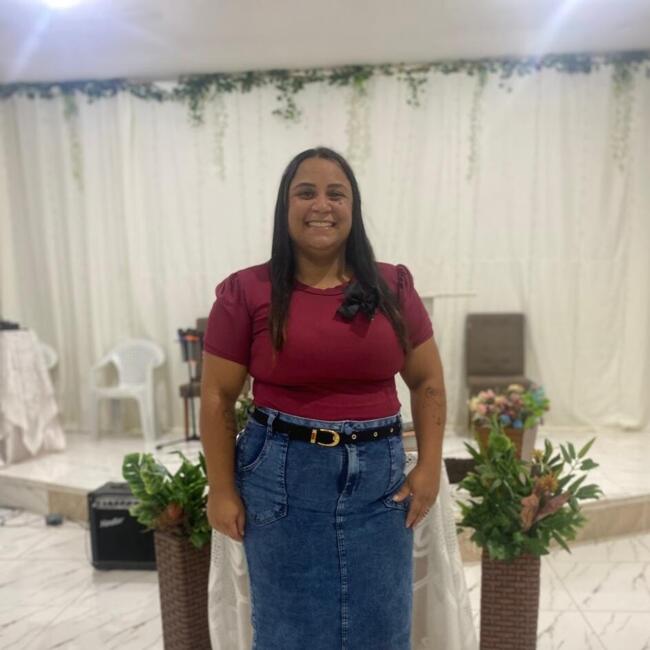 Babysitter in Vila Velha: Elaine