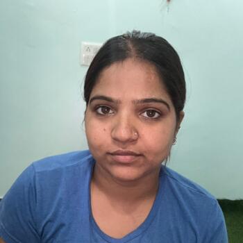 दिल्ली में बेबीसिटर: Mansi