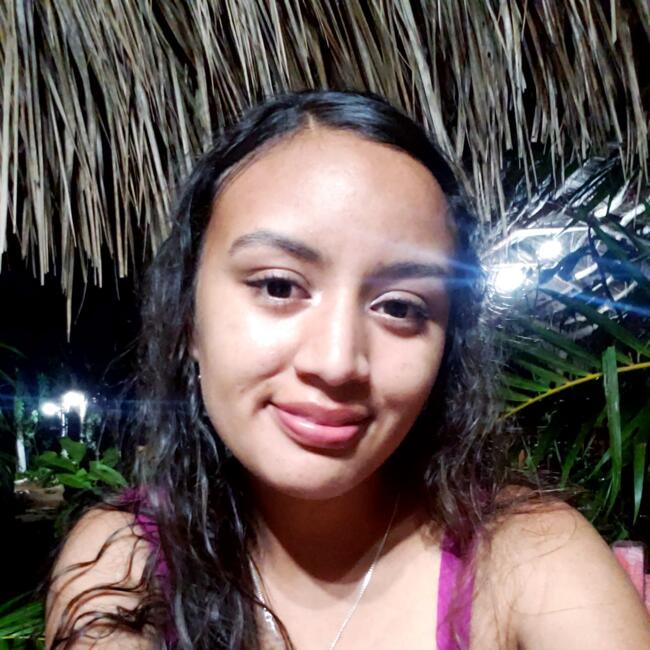Niñera en Tegucigalpa: Esther Alexa Escoto
