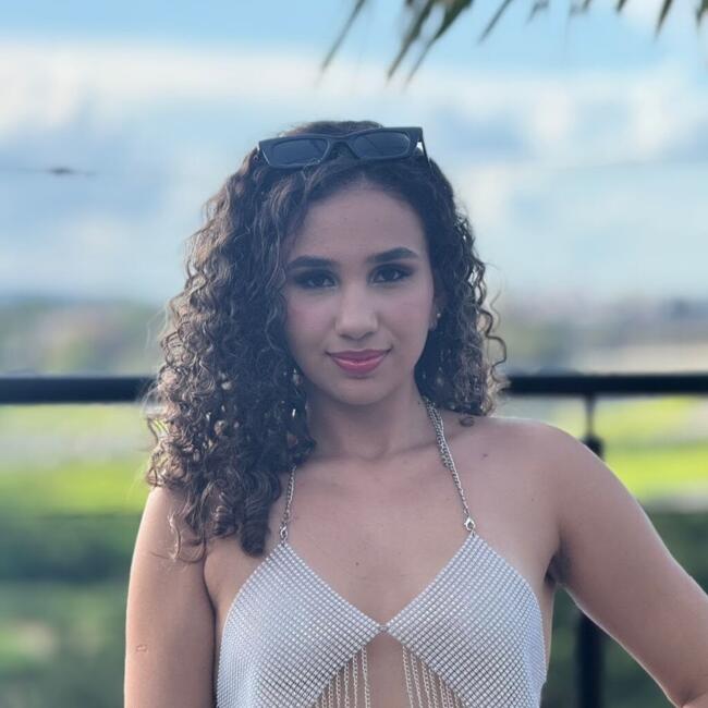 Babysitter in Contagem: Vitória