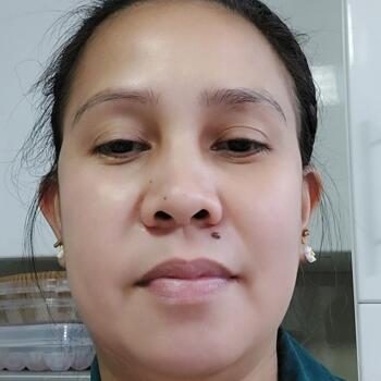 Nanny in Sharjah city: Nadine