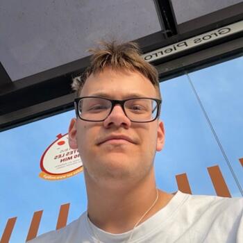 Babysitter in Montbéliard: Maxence