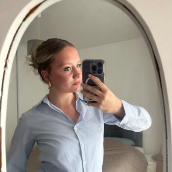 Baby-sitter Homécourt: Camille
