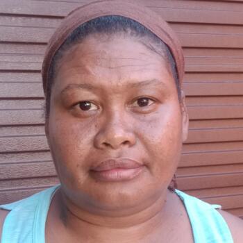 Babysitter in Port Elizabeth: Heliouse ANTHIA