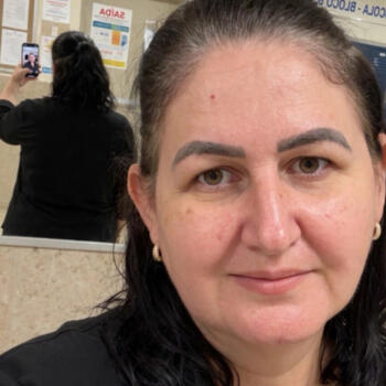 Babysitter in Trindade: SHIRLEY